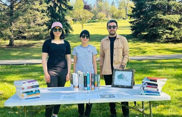 میز معرفی کتابخانه پارسی کلگری